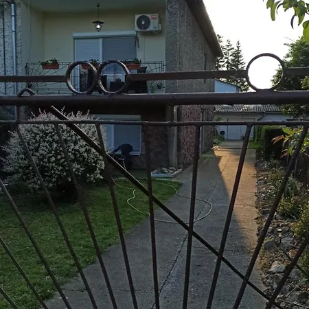 Kuca Donji Park * Becej